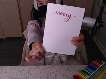 girl
        alice_lee18 cam image #2101480
