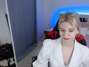 girl
        nicole_coyy cam image #239810