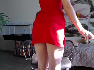 girl
        jennycutey cam image #3395191