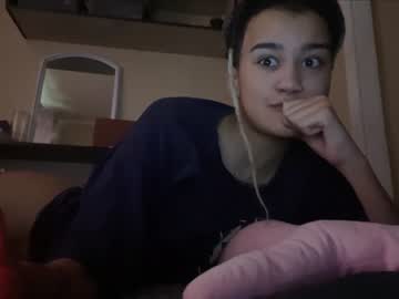 girl
        reese_may cam image #116132