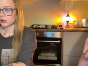 couple
        babyytonight cam image #2569220