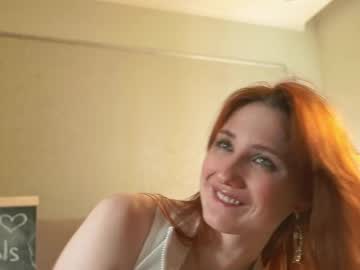 girl
        lynnalltop cam image #4361872