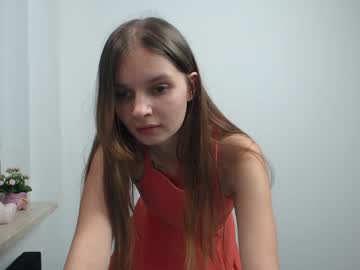 girl
        vivien_slender cam image #3108744