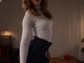 girl
        alisonrouge cam image #3652701