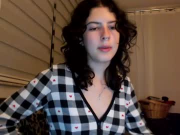 girl
        frenchava cam image #1120903