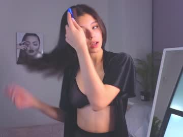girl
        alicepreuoston cam image #3775043