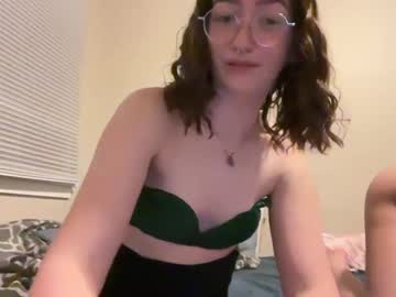 girl
        tatumwest cam image #4409768