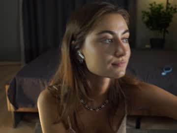 girl
        tessarosse_ cam image #1442293