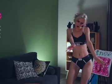 girl
        audreycarvin cam image #3388858
