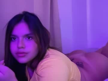 girl
        larabae cam image #4044674