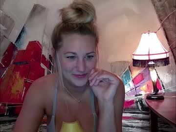 girl
        piercedgamer cam image #1321351