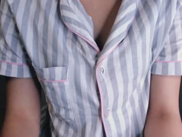 girl
        laa_ura cam image #2476796