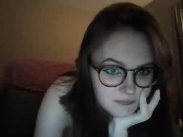 girl
        kitty__kitty__ cam image #375424