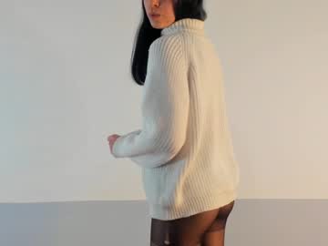 girl
        sixkiks cam image #787413