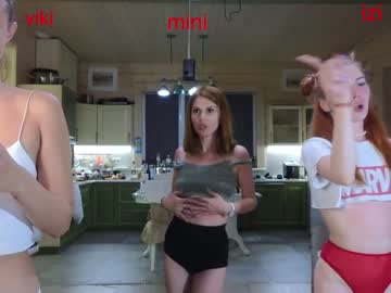 girl
        misss_viki cam image #1439694