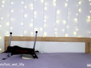 girl
        hot_wet_lilly cam image #1171655