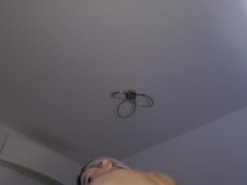 girl
        allayah cam image #4430120