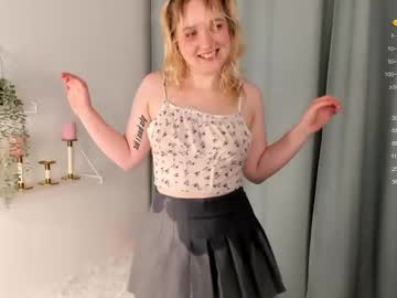 girl
        angel_ame cam image #3303485