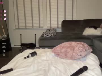girl
        xvno cam image #1838896