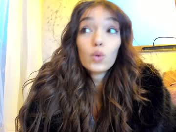 girl
        sassyt33n cam image #3726471
