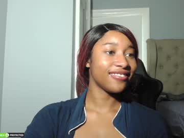 girl
        gyalxoxo cam image #1369274