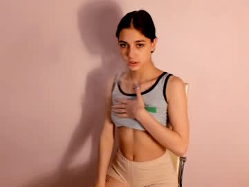 girl
        xyni_myni cam image #1985530