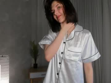 girl
        maudcouncil cam image #4302527