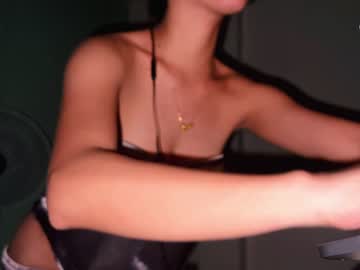 girl
        _pilya_ cam image #327954