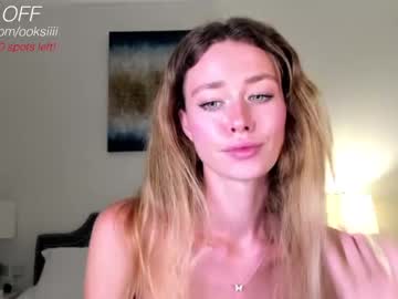 girl
        oksanafedorova cam image #1110213