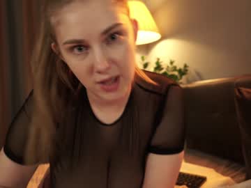 girl
        ammysky_ cam image #1071187
