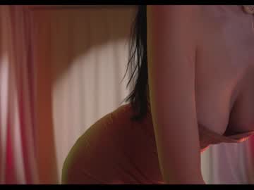 girl
        sophia_lean cam image #2292132