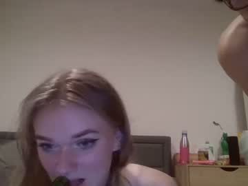 girl
        bbygirlcassidy cam image #2194458