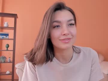 girl
        briggya_cut cam image #1495524