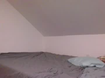 girl
        rosegold18 cam image #2261191