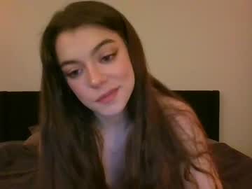 girl
        rosegold18 cam image #364529