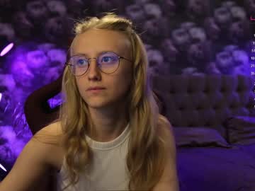 girl
        angeellina cam image #1018255