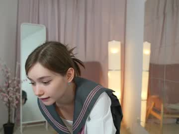 girl
        bless_sheila cam image #1855484