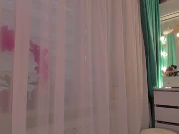 girl
        sweety_rinushka_ cam image #1252278