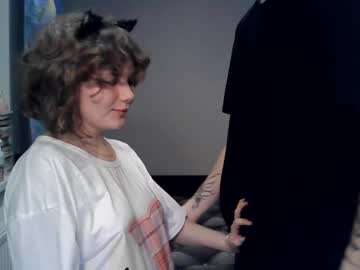 couple
        bestiefreaks cam image #655595