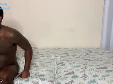 couple
        a_kingg cam image #133147