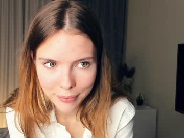 girl
        juunerose cam image #3647426