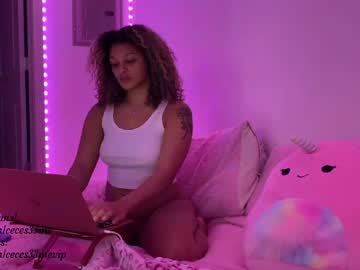 girl
        princess_cece cam image #1992526