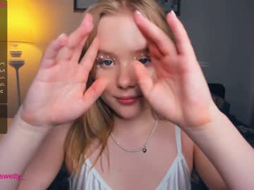 girl
        sun_shiiine cam image #1238831