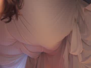 girl
        sunny_maria cam image #2244108
