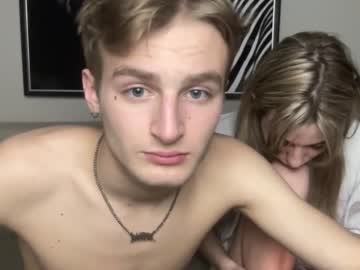 couple
        emiliacrossford cam image #815581