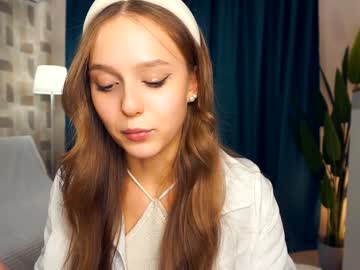 girl
        tayteharkey cam image #3616630