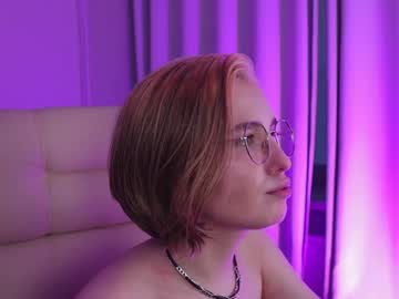 girl
        erica_black cam image #3058638