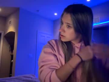 girl
        ameliarustova cam image #1078120