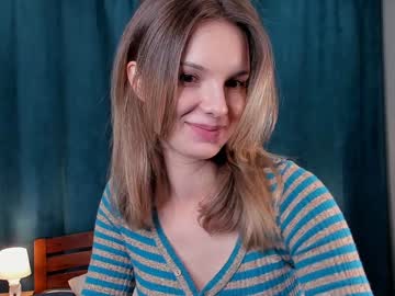 girl
        mia_sing_ cam image #3436091