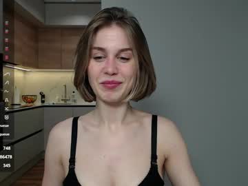 girl
        molly_p cam image #4016029